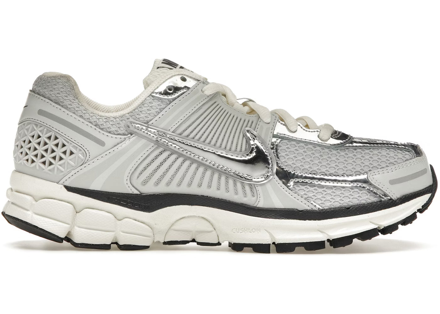 NIKE VOMERO 5